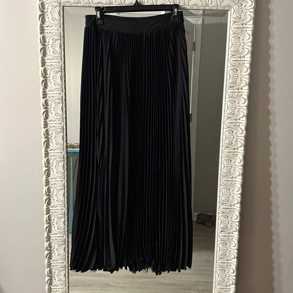 VICI long ruffled dress